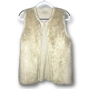 Eyeshadow Size M Ivory Faux Fur Crochet Knit Sleeveless Open Front Cozy Vest
